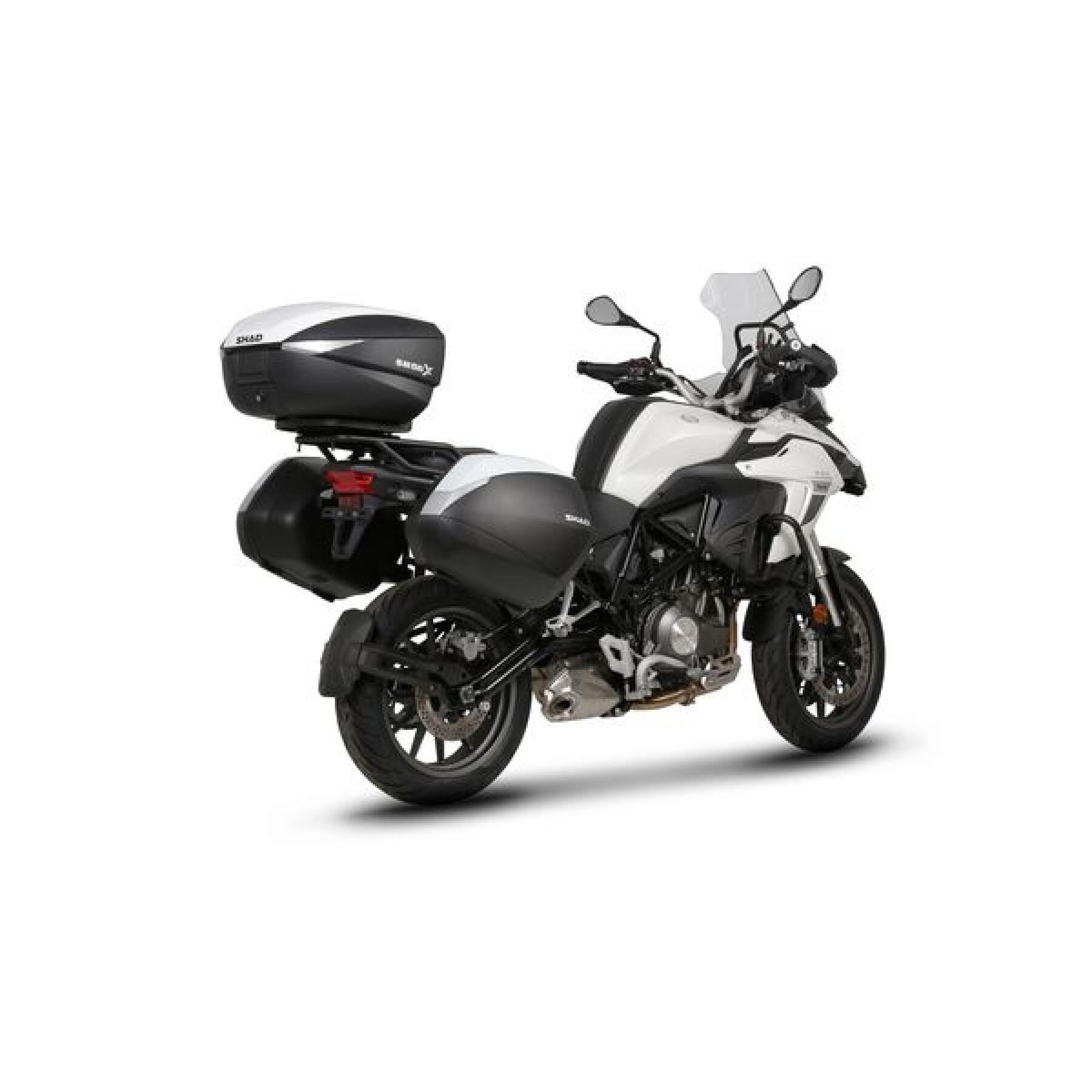 Wspornik górnej części obudowy motocykla Shad Benelli TRK 502 (16 do 20) / TRK 502X (18 do 20)
